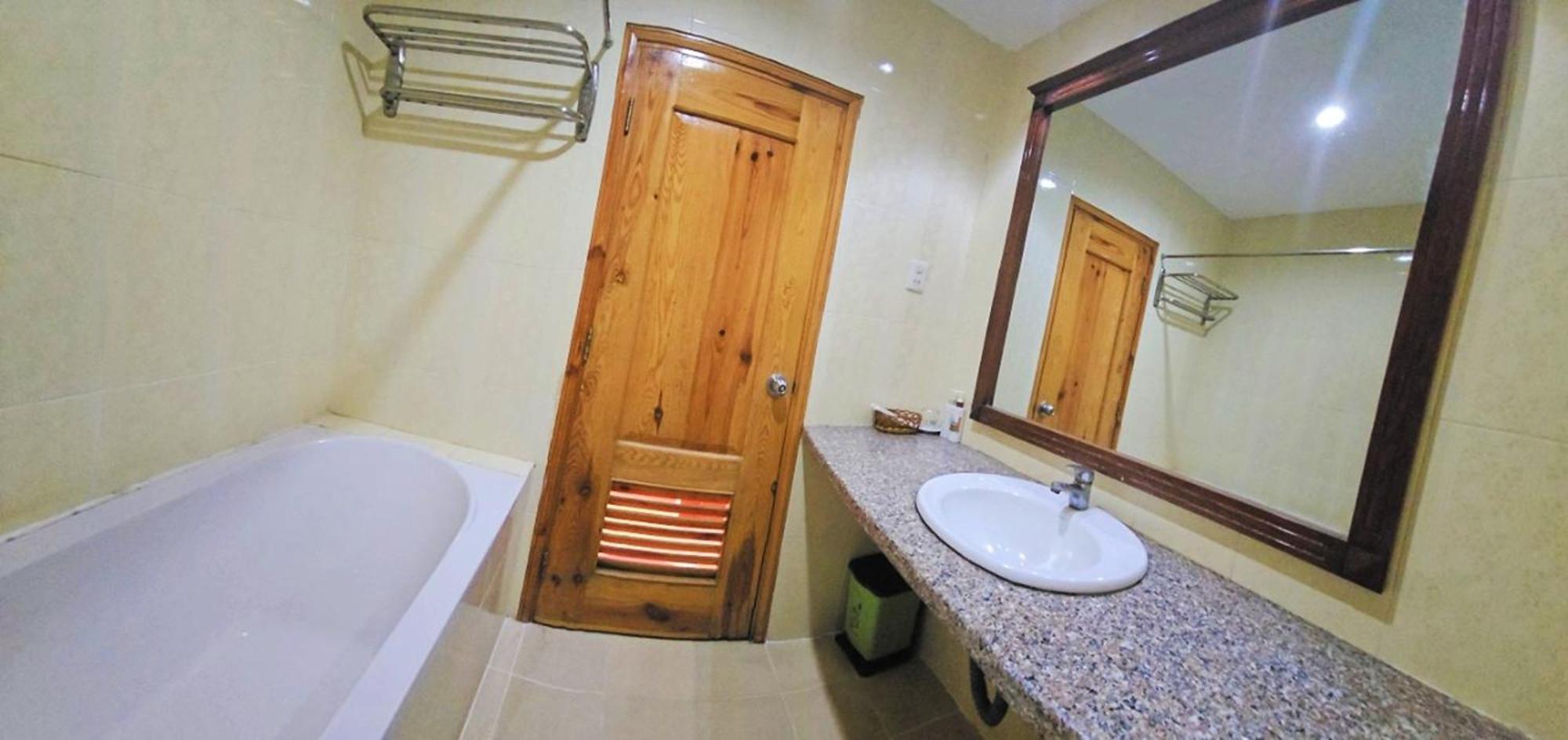 Pay Ocean Valley Hotel Mui Ne Exterior photo